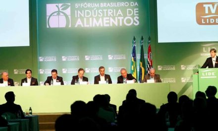 Autoridades e empresários debatem cenários e soluções  para o setor de alimentos