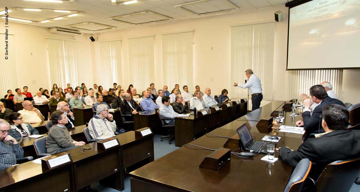 Cátedra Luiz de Queiroz apresenta Plano de Estado