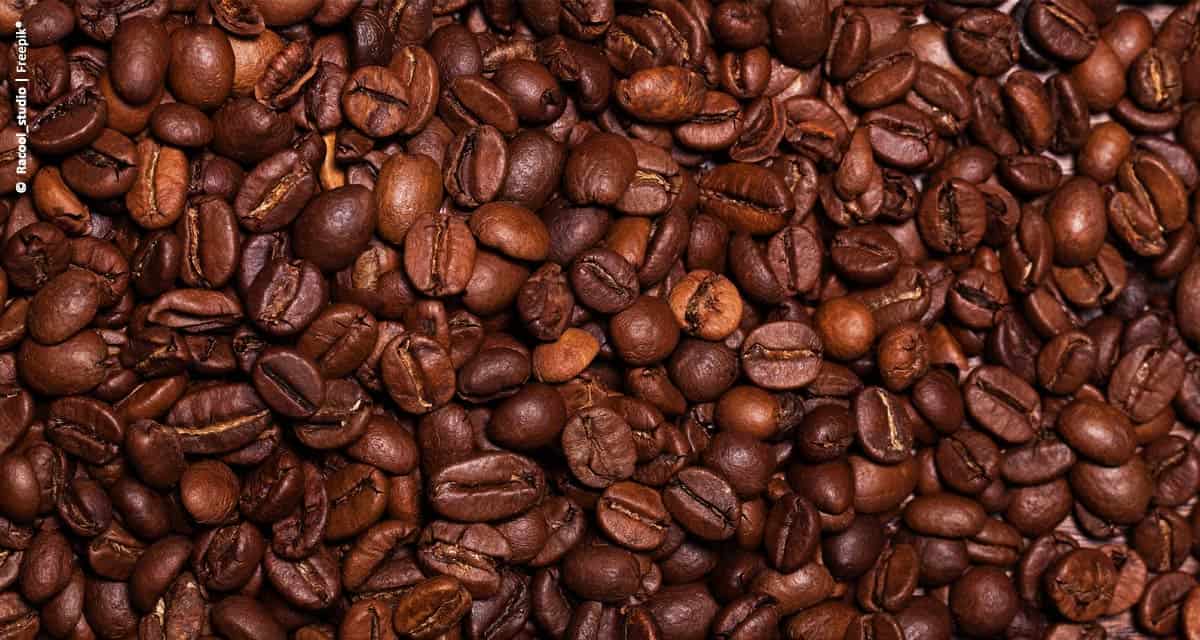 Brasil exporta 2,7 milhões de sacas de café em fevereiro
