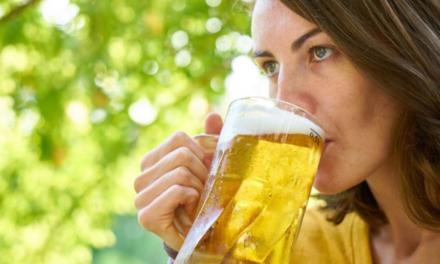 Dia da cerveja: apesar de ainda sofrerem preconceito, mulheres estão cada vez mais conquistando espaço no meio cervejeiro