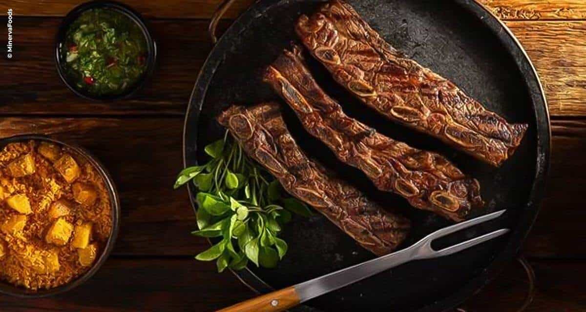 Minerva Foods lança cortes de carne bovina com osso para as linhas Estância 92 e Minerva Angus