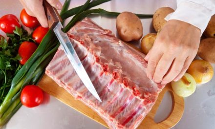Vendas online de carne suína registram alta de 150% nos e-commerces do Extra e Pão de Açúcar