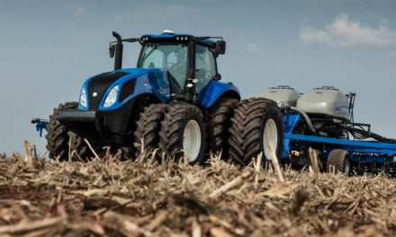 New Holland lança novos tratores de alta potência com foco em agricultura digital