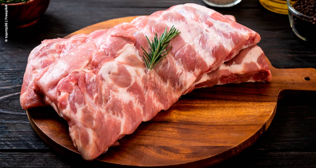 Você sabia que a carne suína passa por avaliação criteriosa antes de chegar aos mercados?