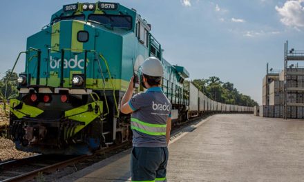 Brado apresenta calculadora de emissões de CO2 do transporte multimodal