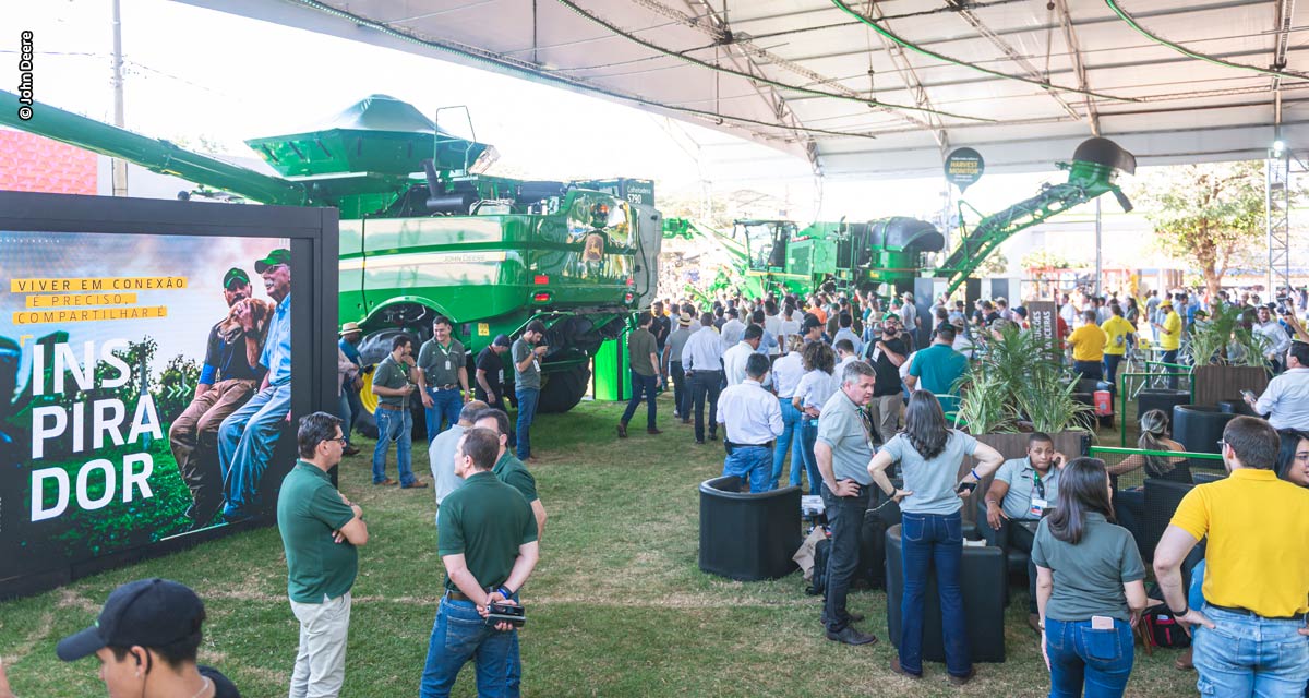 John Deere revoluciona Agrishow 2022 com ativações tecnológicas