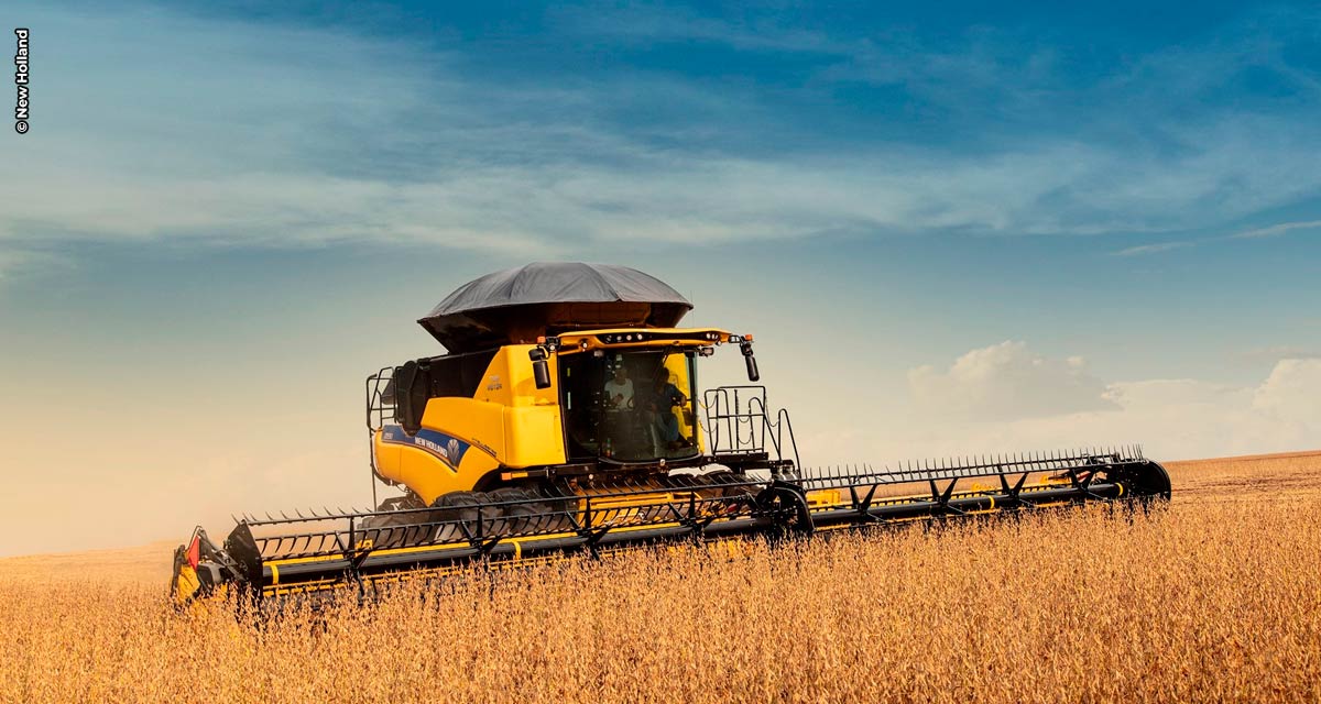 New Holland apresenta na Agrishow colheitadeira “inteligente” e espaço de agricultura digital