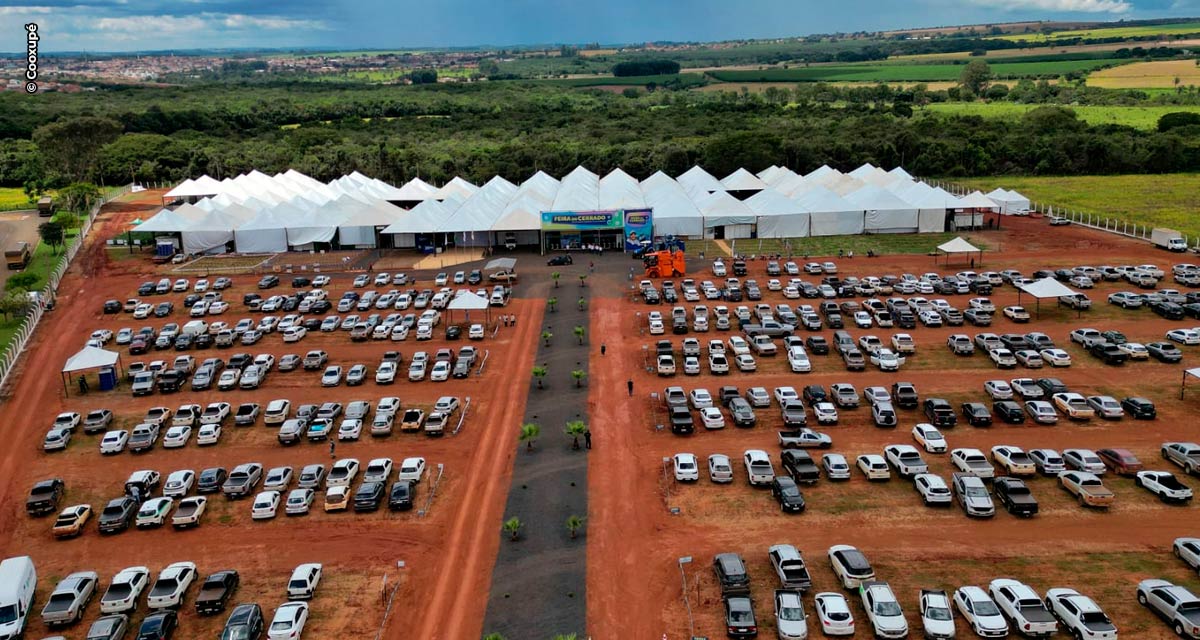 Feira do Cerrado recebe 2.3 mil produtores no primeiro dia