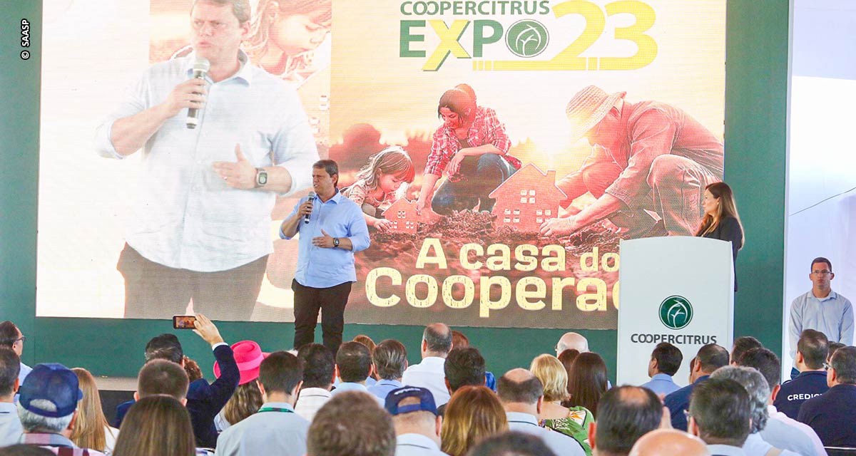 Governo de SP leva mutirão da regularização ambiental a feira agrícola em Bebedouro