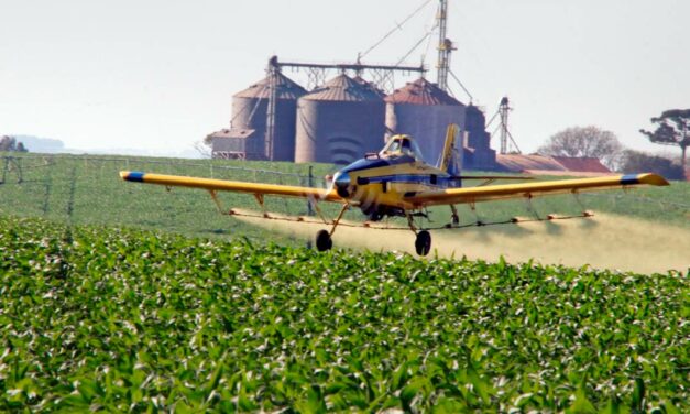 Entrevista com pesquisador da Embrapa desmonta críticas à aviação agrícola