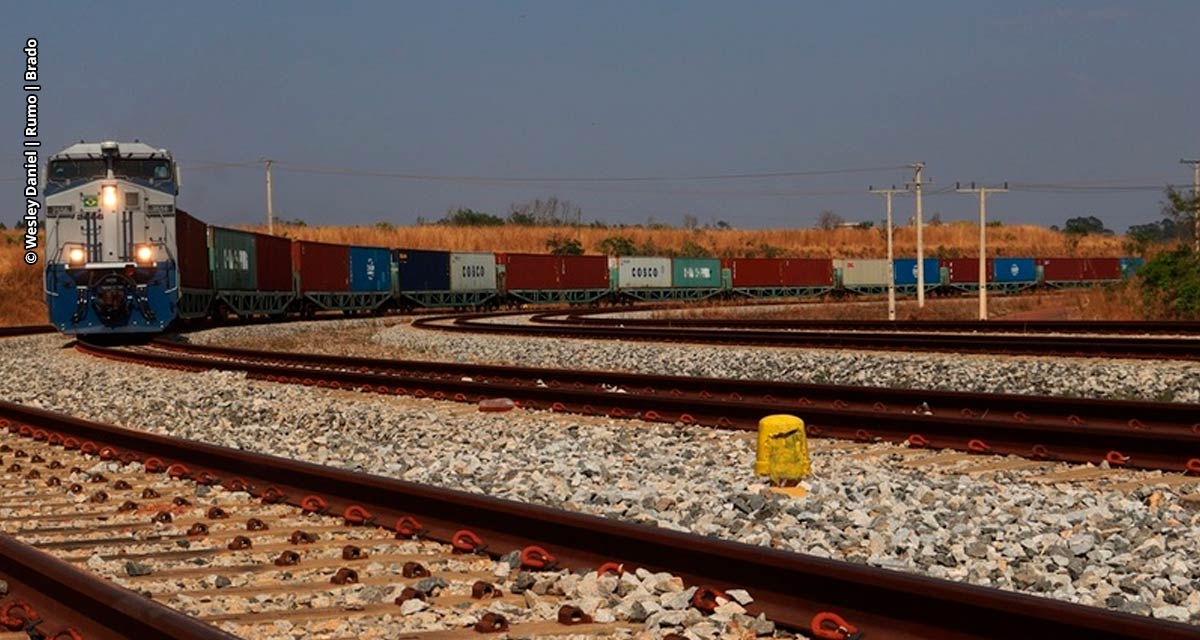 Brado e Rumo fazem a primeira viagem de contêineres da Ferrovia Norte-Sul