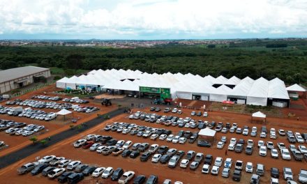 Cafeicultor prioriza negociações com troca de café na 9ª Feira do Cerrado