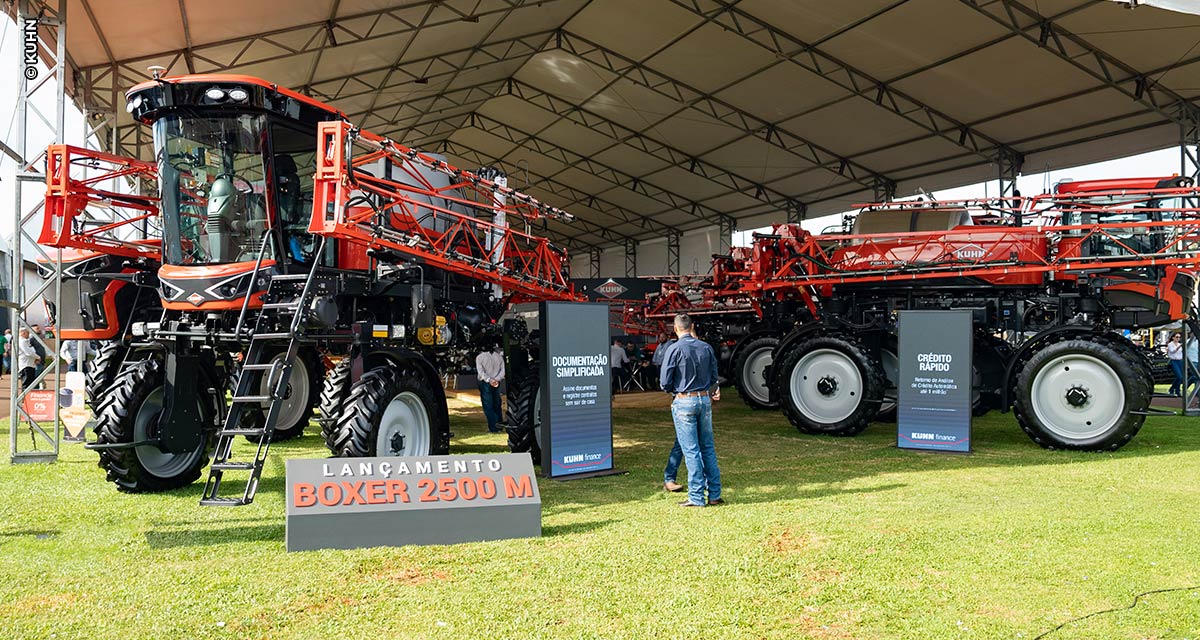 Kuhn do Brasil leva nova geração do Fighter e lançamento de misturador autopropelido e enfardadora para a Show Rural Coopavel