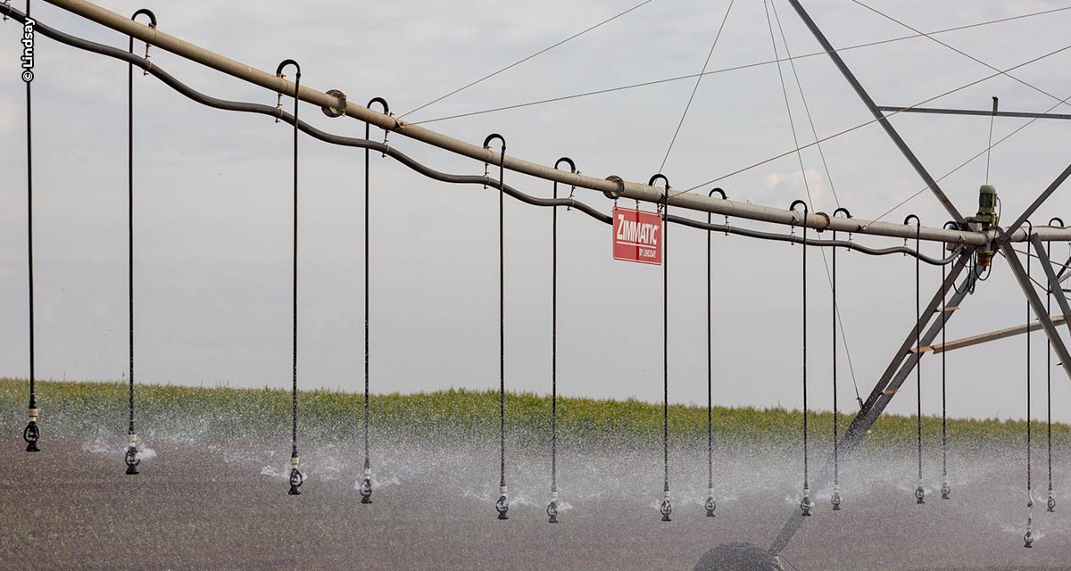 Altas temperaturas exigem mudanças no manejo da irrigação com pivô