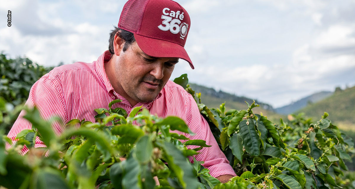 Stoller marca presença na ExpoCafé e alerta produtores sobre cuidados na florada, altas temperaturas e chuvas mal distribuídas