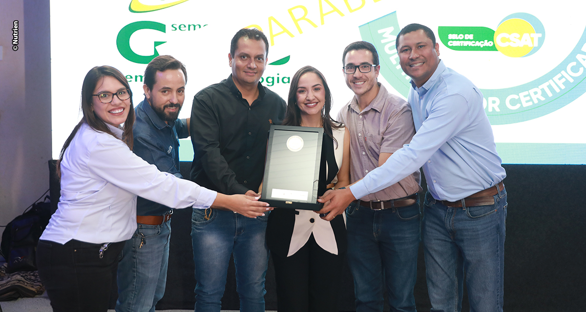 Sementes Goiás conquista selo de excelência da Corteva para tratamento industrial de sementes