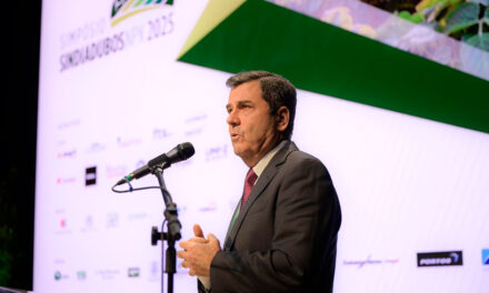 Em meio a desafios, Brasil projeta recorde de entregas de fertilizantes em 2025