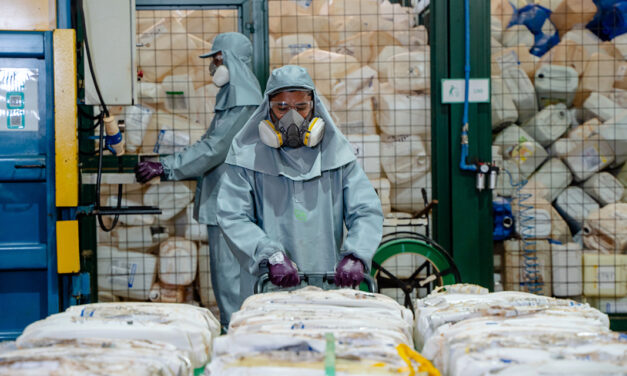 Brasil bate recorde histórico e atinge 900 mil toneladas de embalagens vazias de defensivos agrícolas destinadas corretamente
