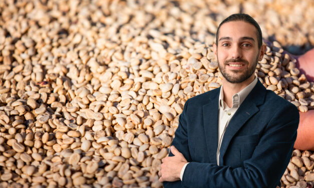 Safra de café do Brasil pode atingir 75,3 milhões de sacas em 2026/27, aponta StoneX