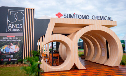 Sumitomo Chemical consolida presença no cooperativismo e apresenta inovações na Tecnoshow Comigo
